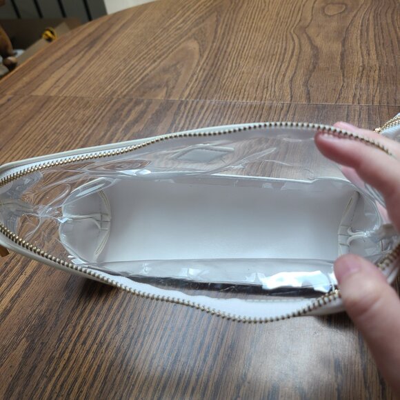 Kendra Scott Duo Cosmetic Pouch in Gold Filigree - Picture 4 of 5